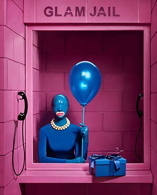 FUMES AND PERFUMES