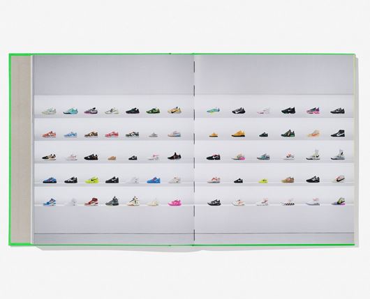 Something's off - Virgil Abloh. Nike. ICONS