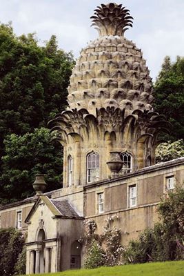 Von Lustschlössern, Tempeln und Ruinen